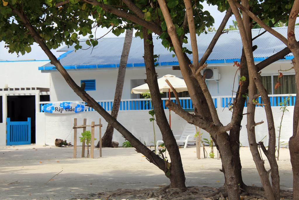 Rip Tide Vacation Inn, K.Guraidhoo Guraidhoo  Exteriör bild