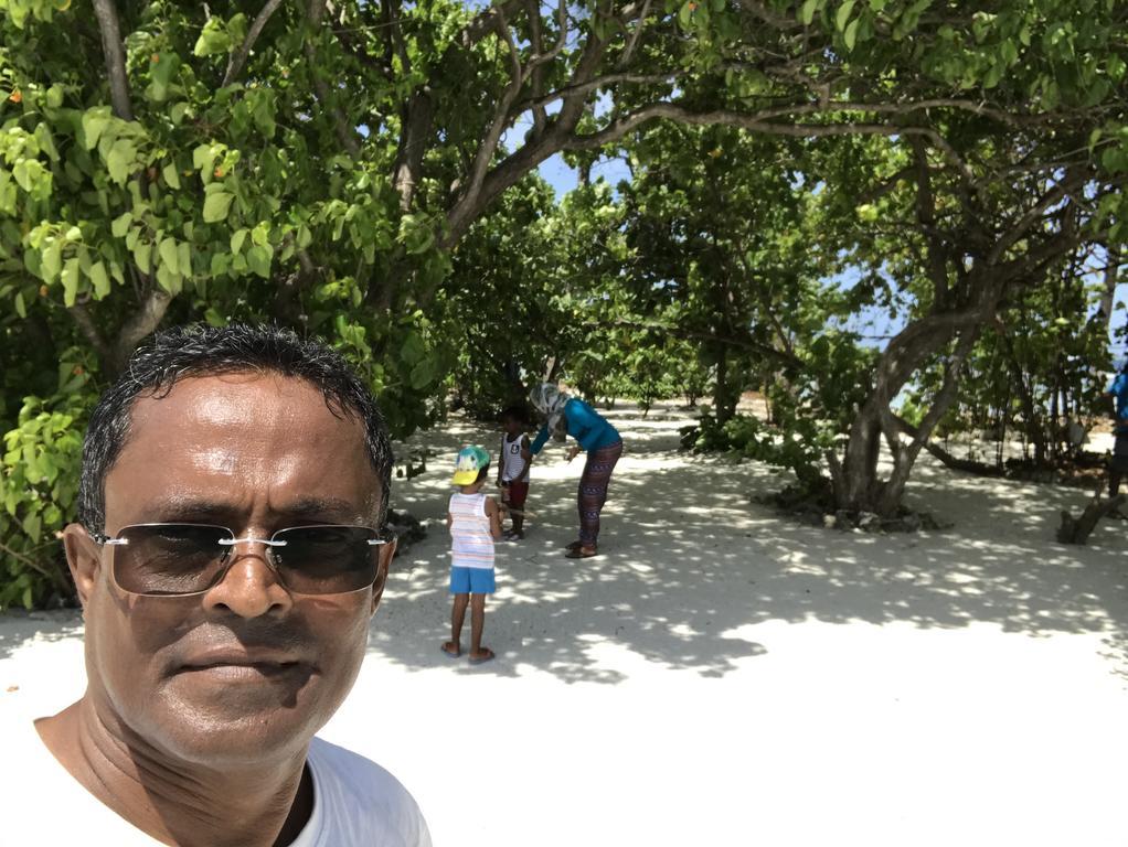 Rip Tide Vacation Inn, K.Guraidhoo Guraidhoo  Exteriör bild